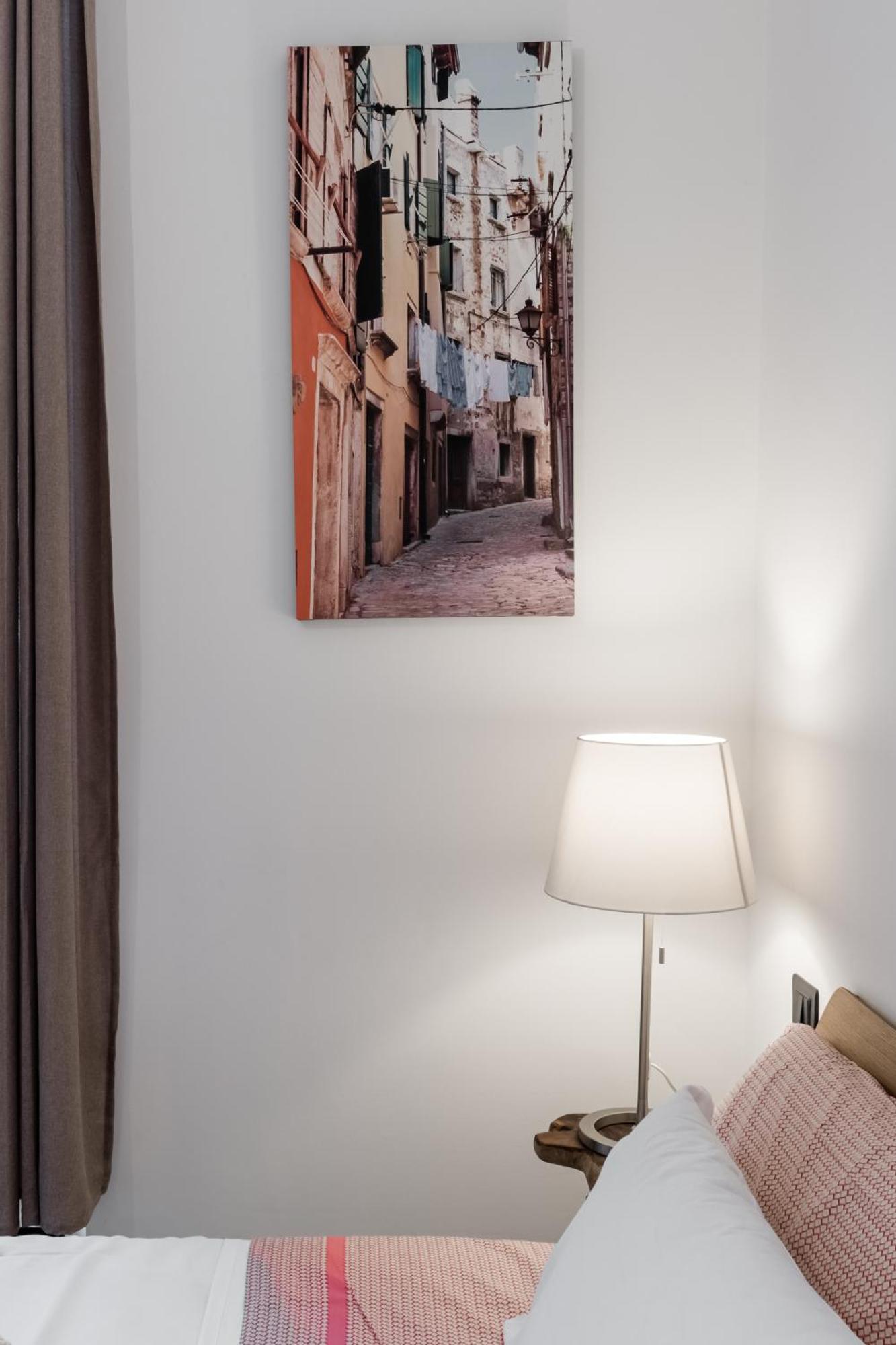 Acquario 5 Minuti, 1Br , Free A-C, Wifi & Netflix "City Center" By Tilo Genua Buitenkant foto