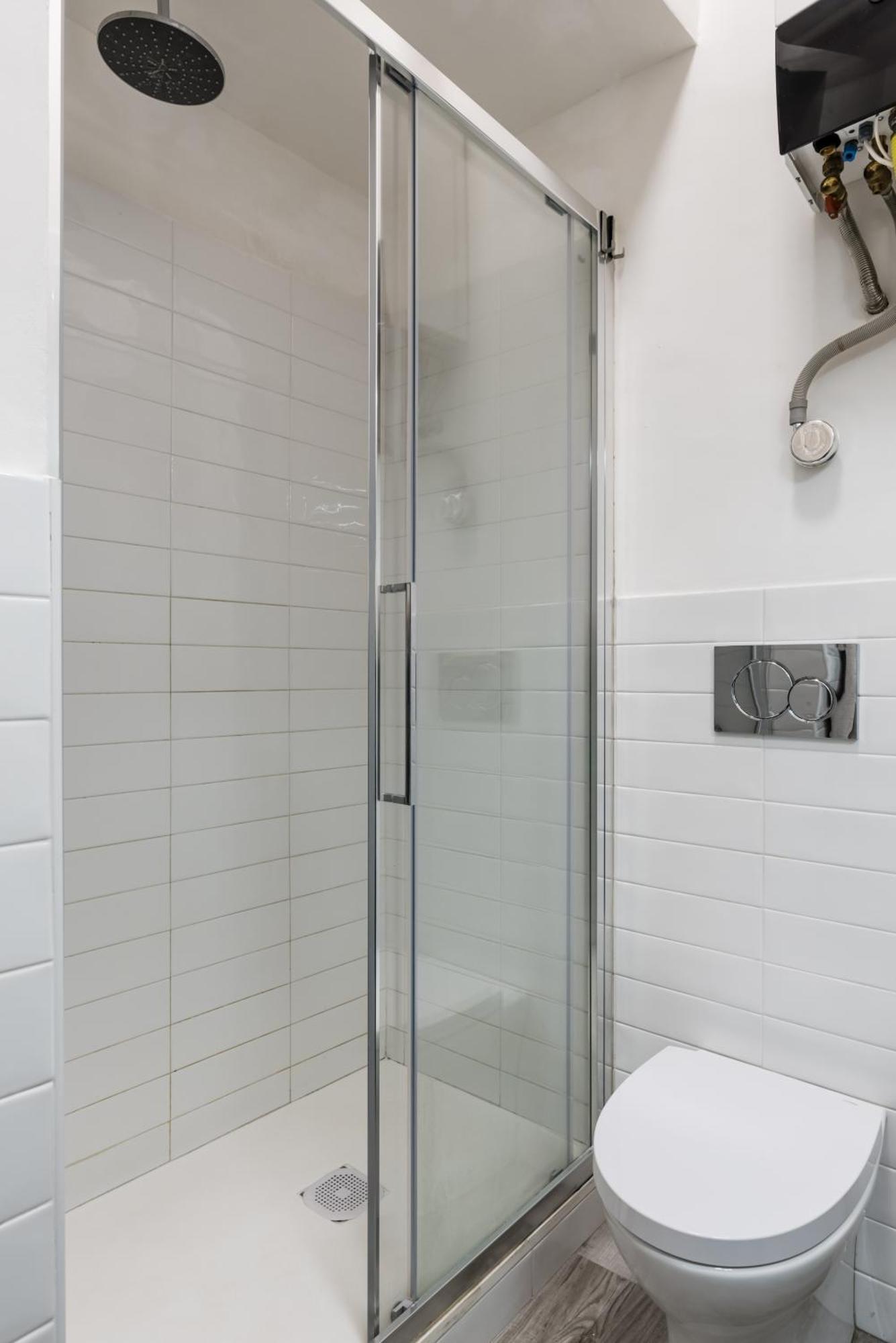 Acquario 5 Minuti, 1Br , Free A-C, Wifi & Netflix "City Center" By Tilo Genua Buitenkant foto