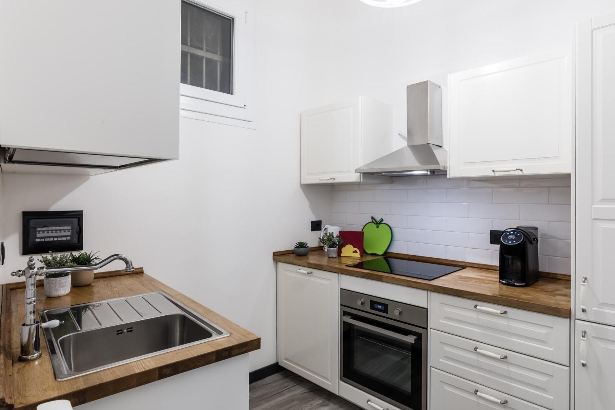 Acquario 5 Minuti, 1Br , Free A-C, Wifi & Netflix "City Center" By Tilo Genua Buitenkant foto