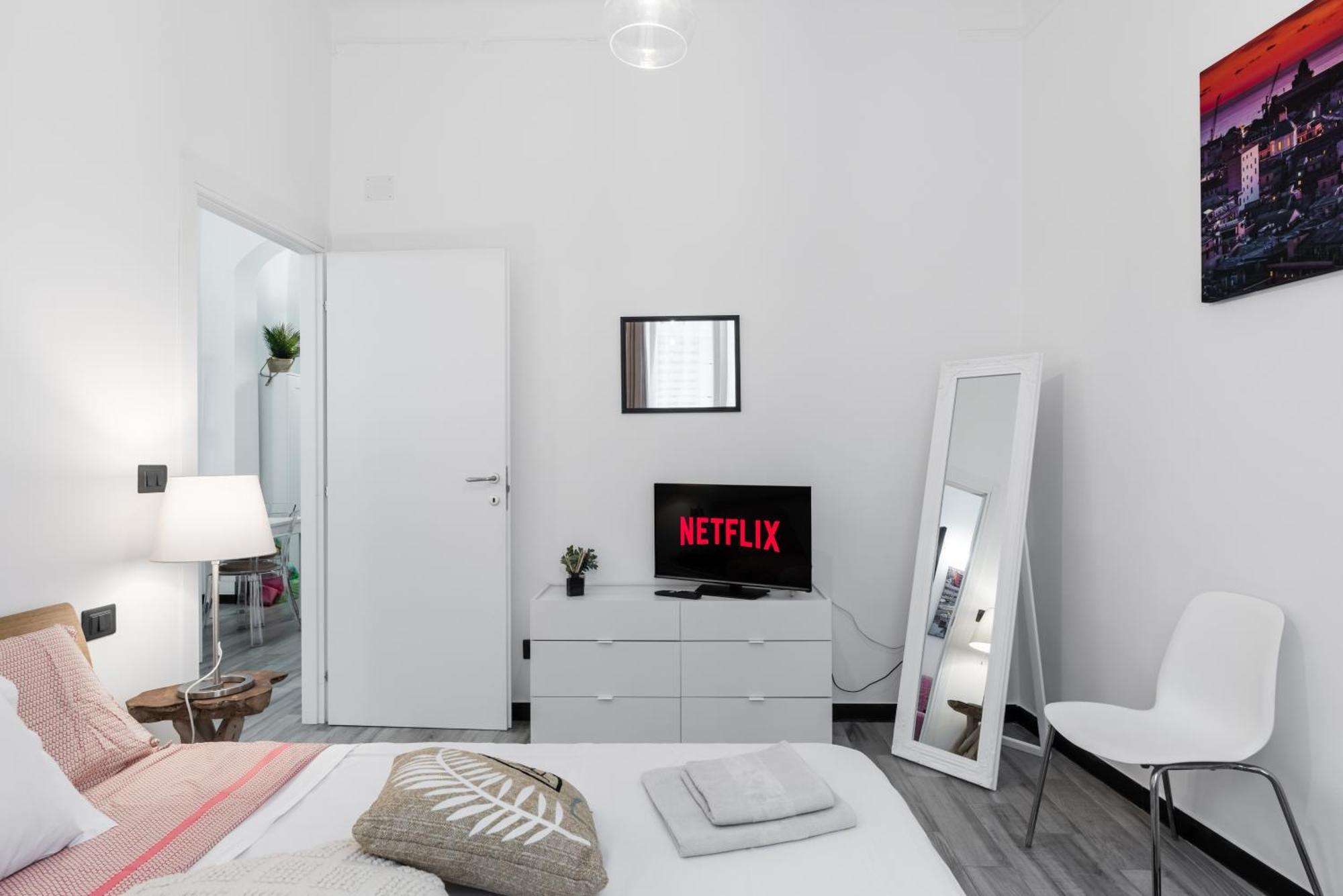 Acquario 5 Minuti, 1Br , Free A-C, Wifi & Netflix "City Center" By Tilo Genua Buitenkant foto