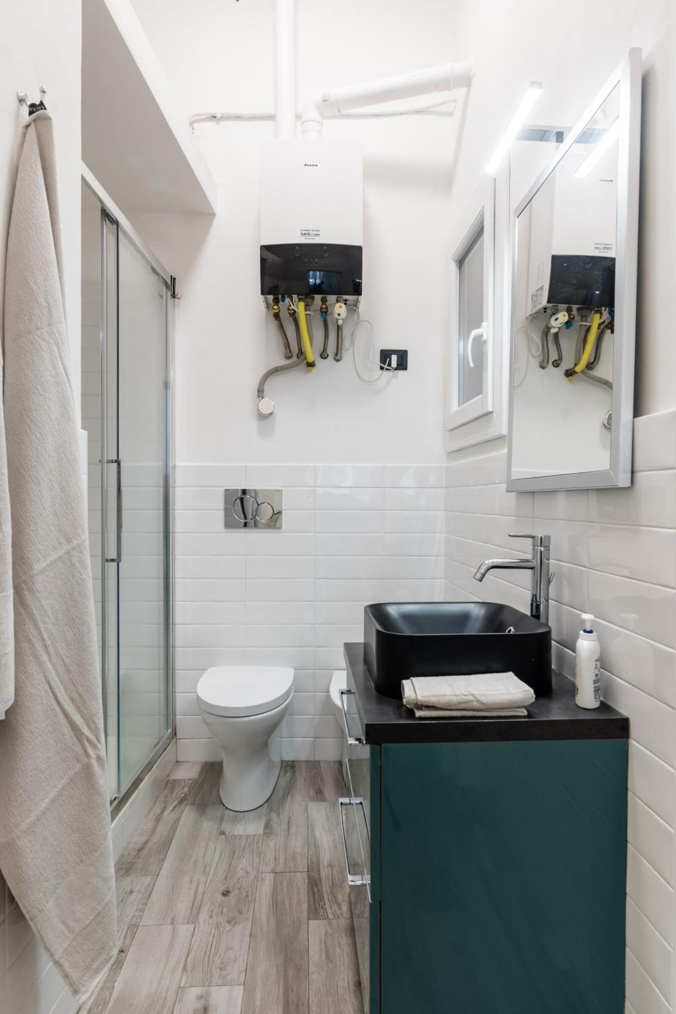 Acquario 5 Minuti, 1Br , Free A-C, Wifi & Netflix "City Center" By Tilo Genua Buitenkant foto